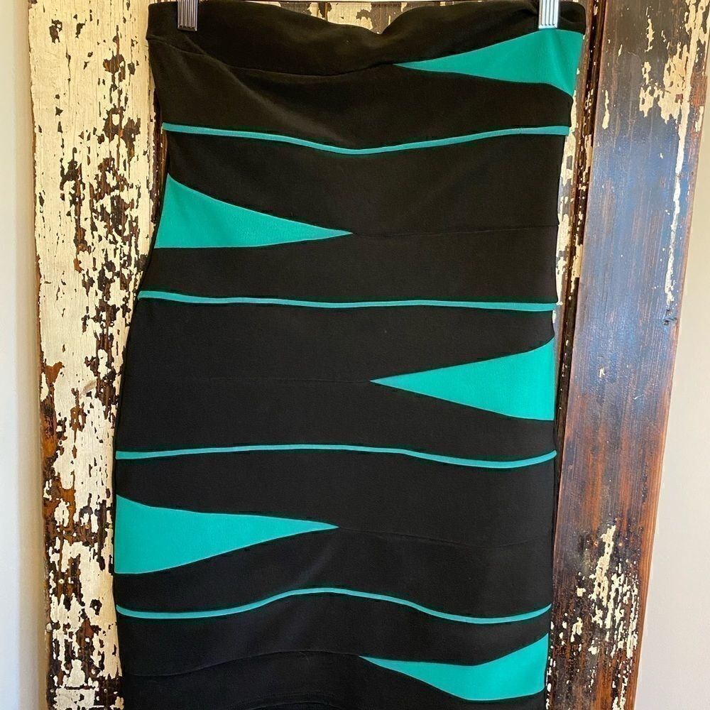 Wishes Wishes Wishes cute green and black strapless dress. Size L.